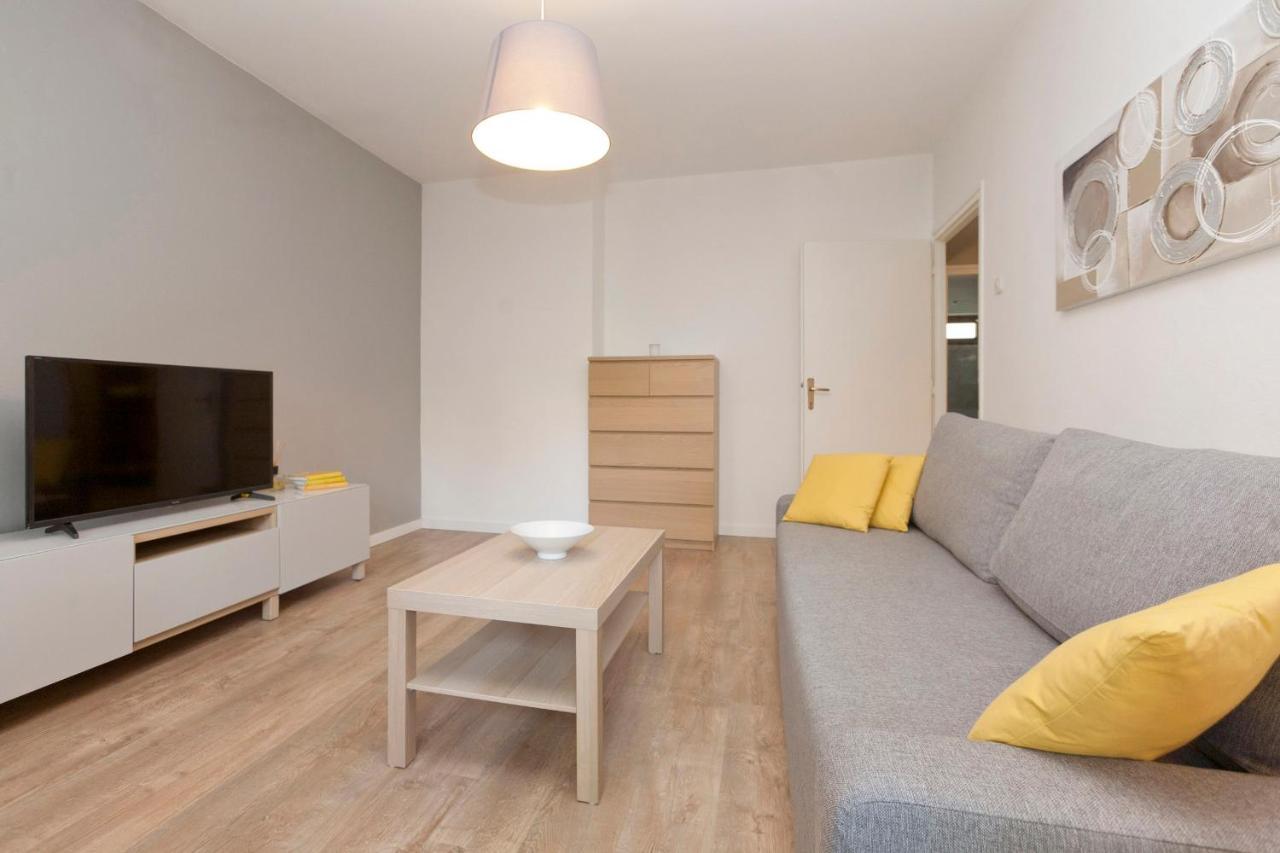 Rr Apartment Pula Exterior photo